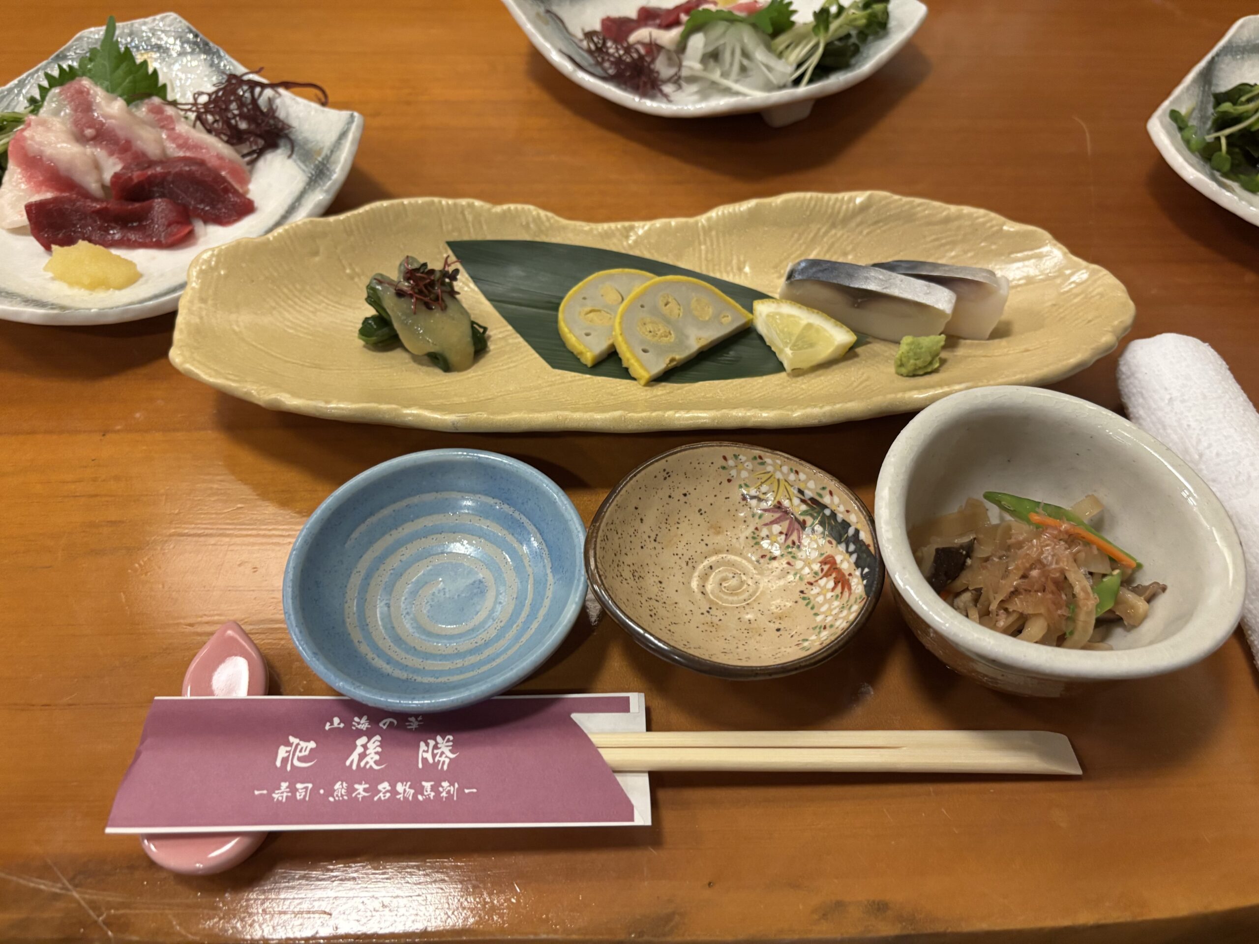 コース料理の全景